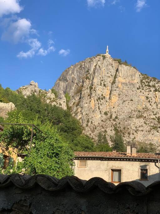 Agreable Maison De Village. Castellane Zewnętrze zdjęcie